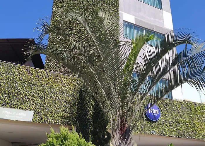 Front Hotel Expominas